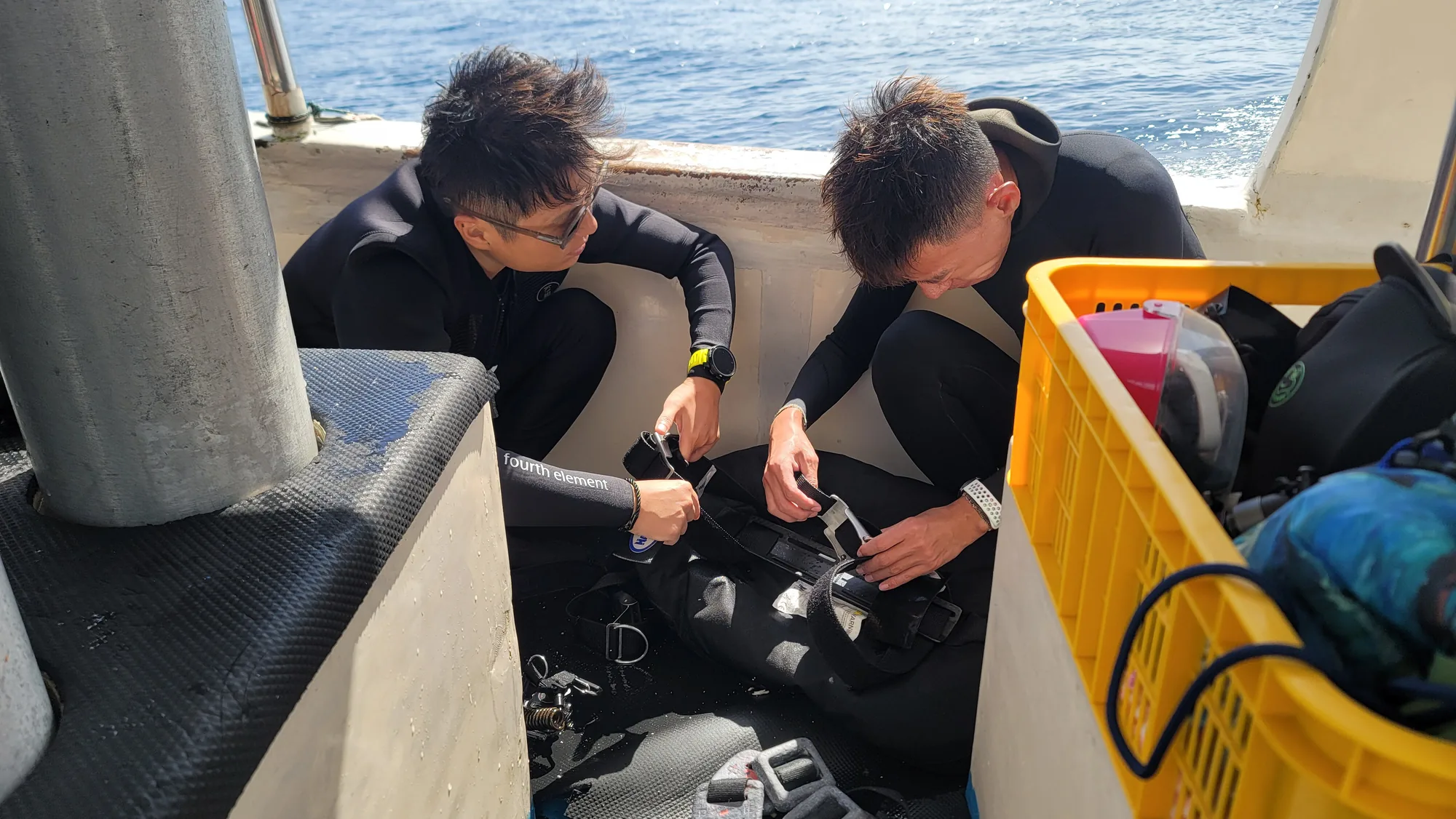 EFR 紧急第一反应员 — 喵腾 MIL DIVING 水下摄影